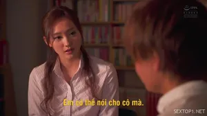 CB-090 Người đẹp tóc vàng ngực bự và anh chàng có của quý đen to